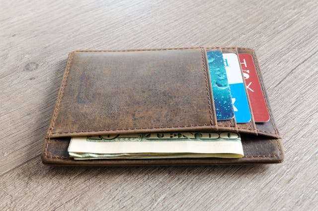 wallet.jpg