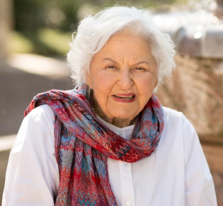 Deborah_Szekely.png