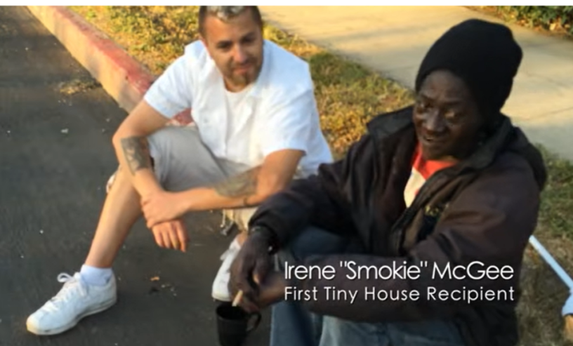 Elvis_Summers_Smokie.png