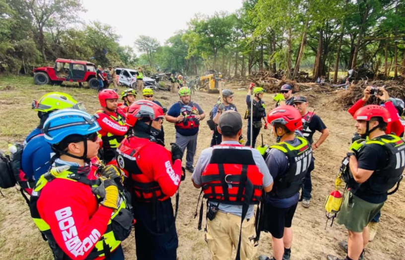 Mexican_rescue_team.png