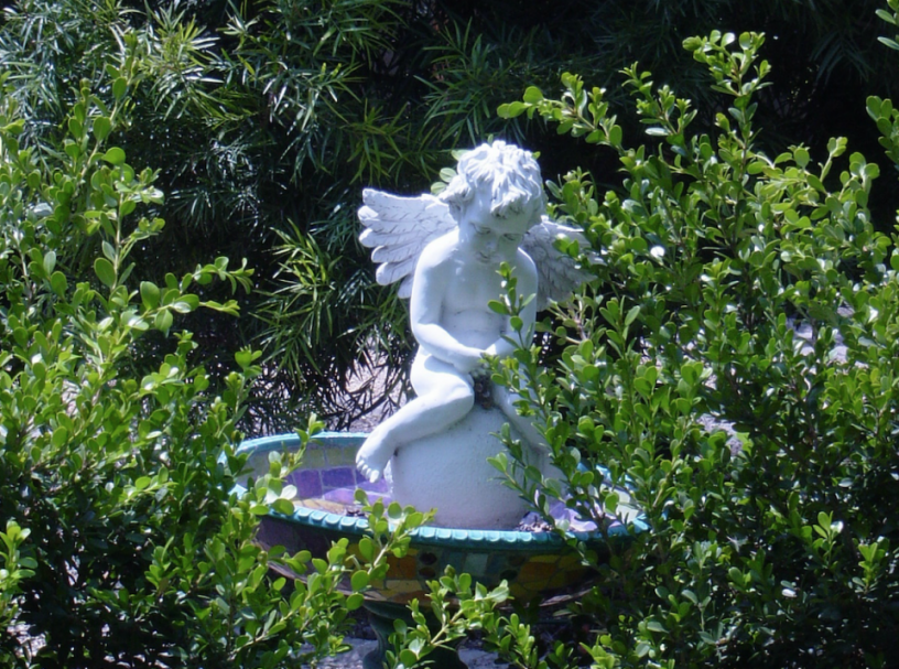 garden_cherub.png