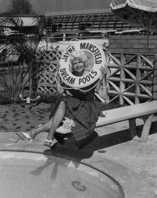 Jayne_Mansfield_Dream_Pools.jpg