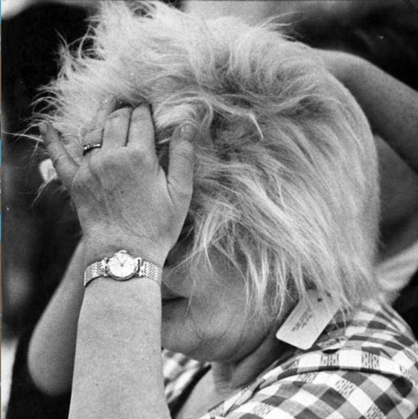 Placing_the_wig_perfectly.png