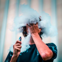 Cobalt lung and vaping